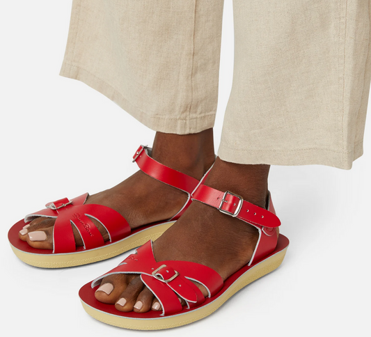 salt water sandals - adults boardwalk red