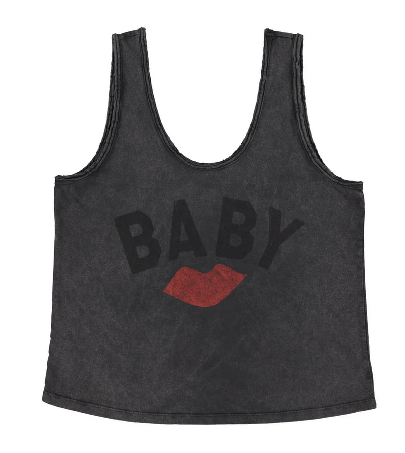 sisters department - sleeveless top, washed black, red lip - Lubus & moi