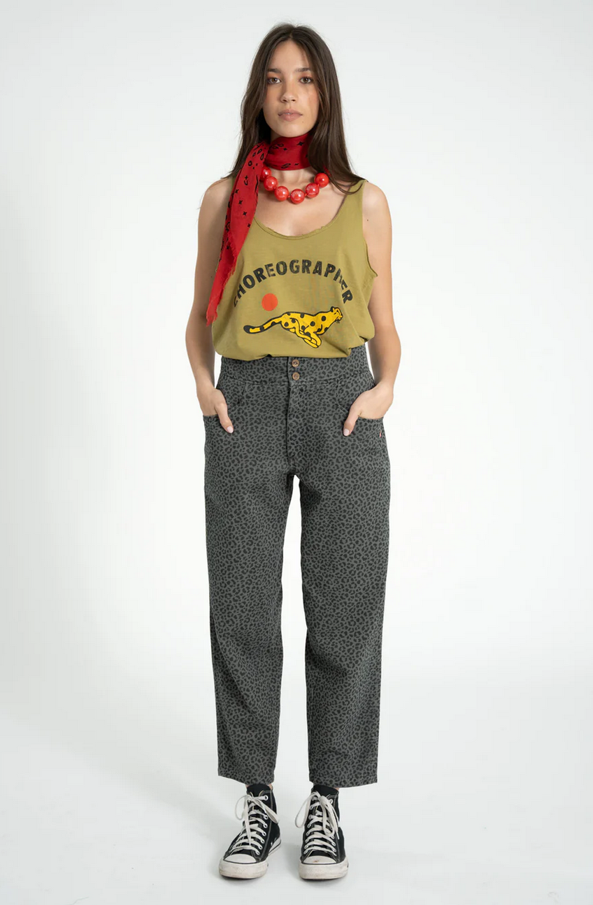 sisters department - top v neck, olive green, choreographer - Lubus & moi