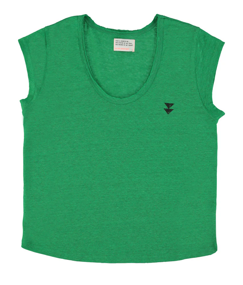 sisters department - short sleeve t shirt, deep round neck, green linen - Lubus & moi