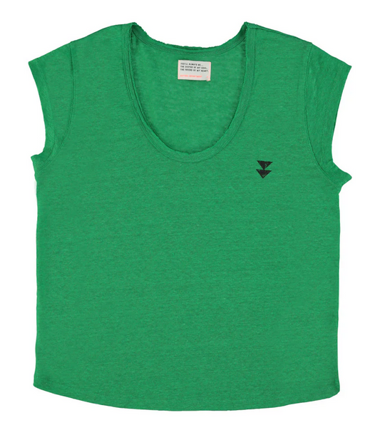 sisters department - short sleeve t shirt, deep round neck, green linen - Lubus & moi