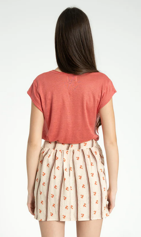 sisters department - short sleeve t shirt, deep round neck, coral linen - Lubus & moi