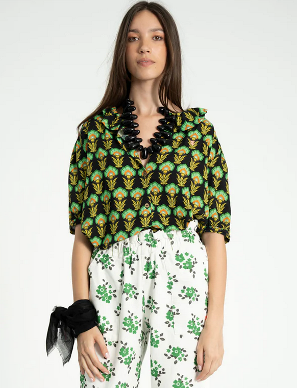 sisters department - blouse with collar, black with green flowers - Lubus & moi