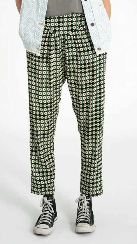 sisters department - trousers black with ecru flowers - Lubus & moi
