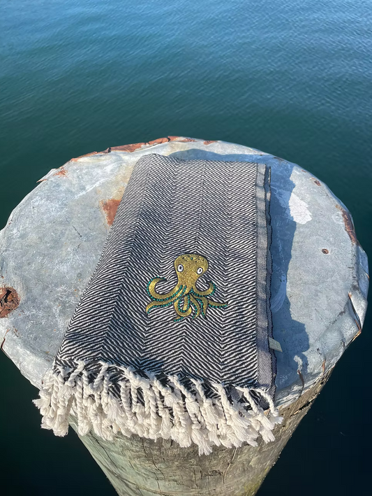 kids pics - plaid octopus black - Lubus & moi