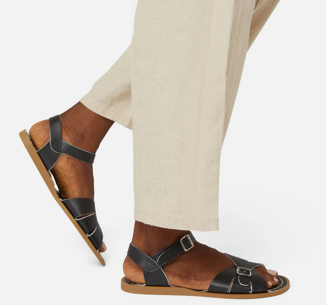 salt water sandals - adults classic black