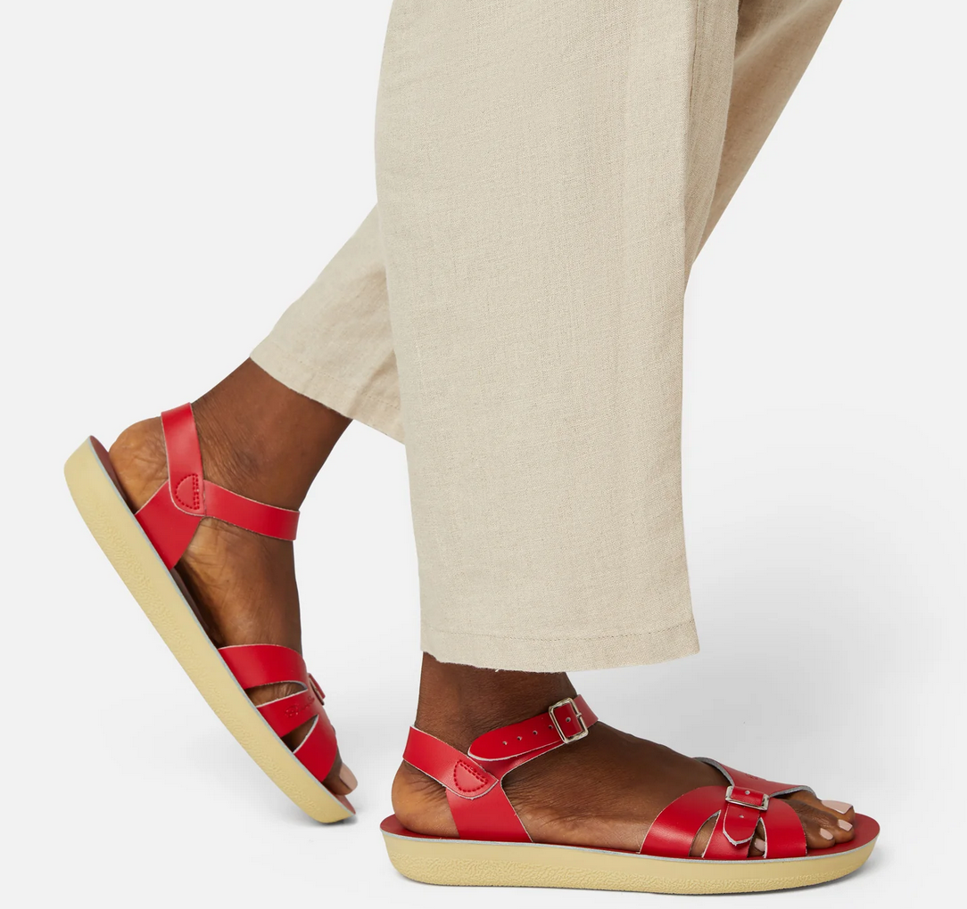 salt water sandals - adults boardwalk red