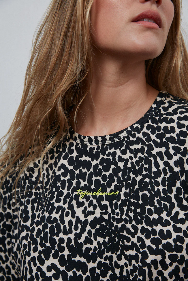 tajinebanane - leo shirt