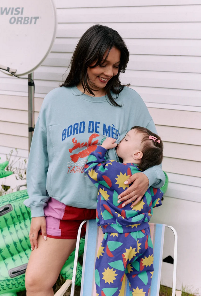 tajinebanane - bord de mère breastfeeding sweatshirt