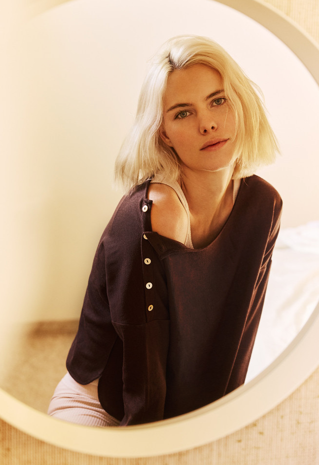 minimalisma - vega, wool long sleeve top