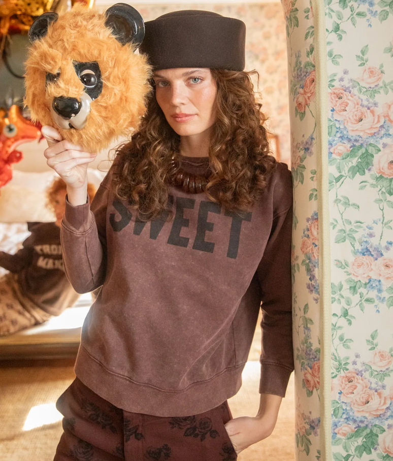 sisters department - sweatshirt, brown, sweet