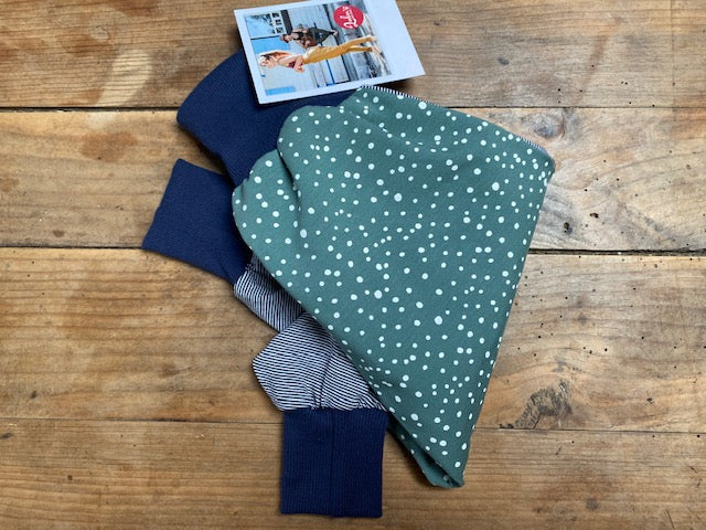 Lubu's - Lubu's pants, snowy points on green on stripes, 0-2 Jahre